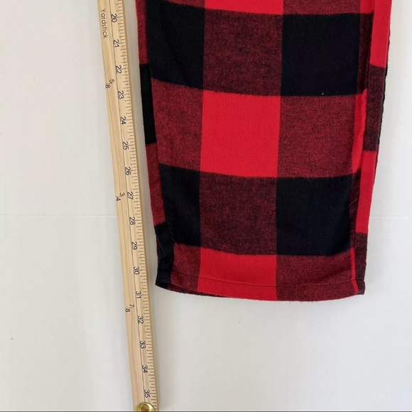 Old Navy Flannel Pajama Pants Mens XL Red Black Buffalo Plaid PJ Holiday Cabin - Picture 9 of 10